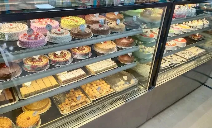 Shabbir Palace Sweets & Nimco