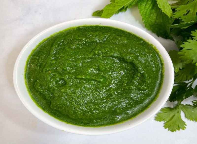 Shikarpuri Green Chutney