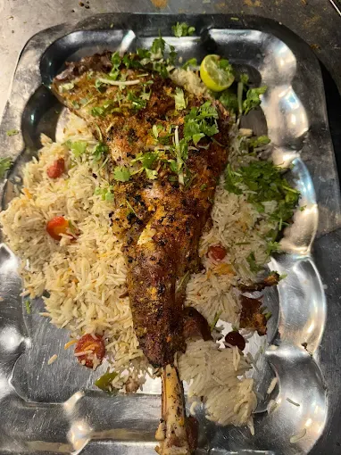 Karachi Al Naseeb Biryani & Pakwan Center - Qasimabad
